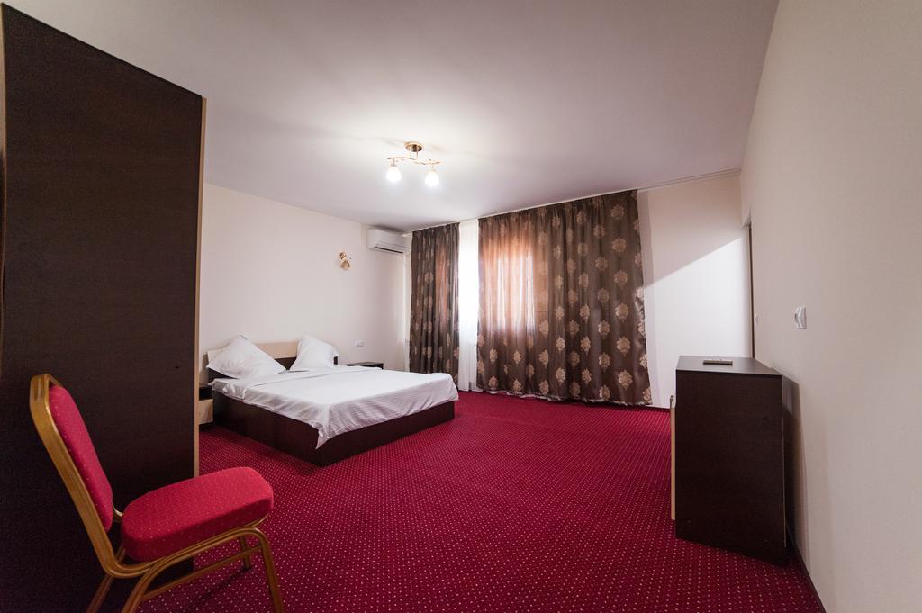 Vatra Romana Bed & Breakfast Racarii de Jos Luaran gambar